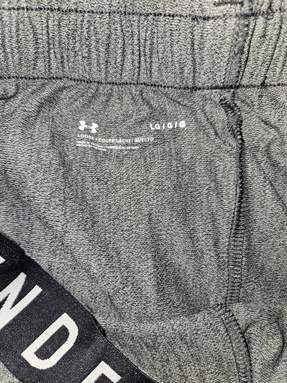 Under Armour Women’s Gray Performance Shorts - Picture 3 of 4